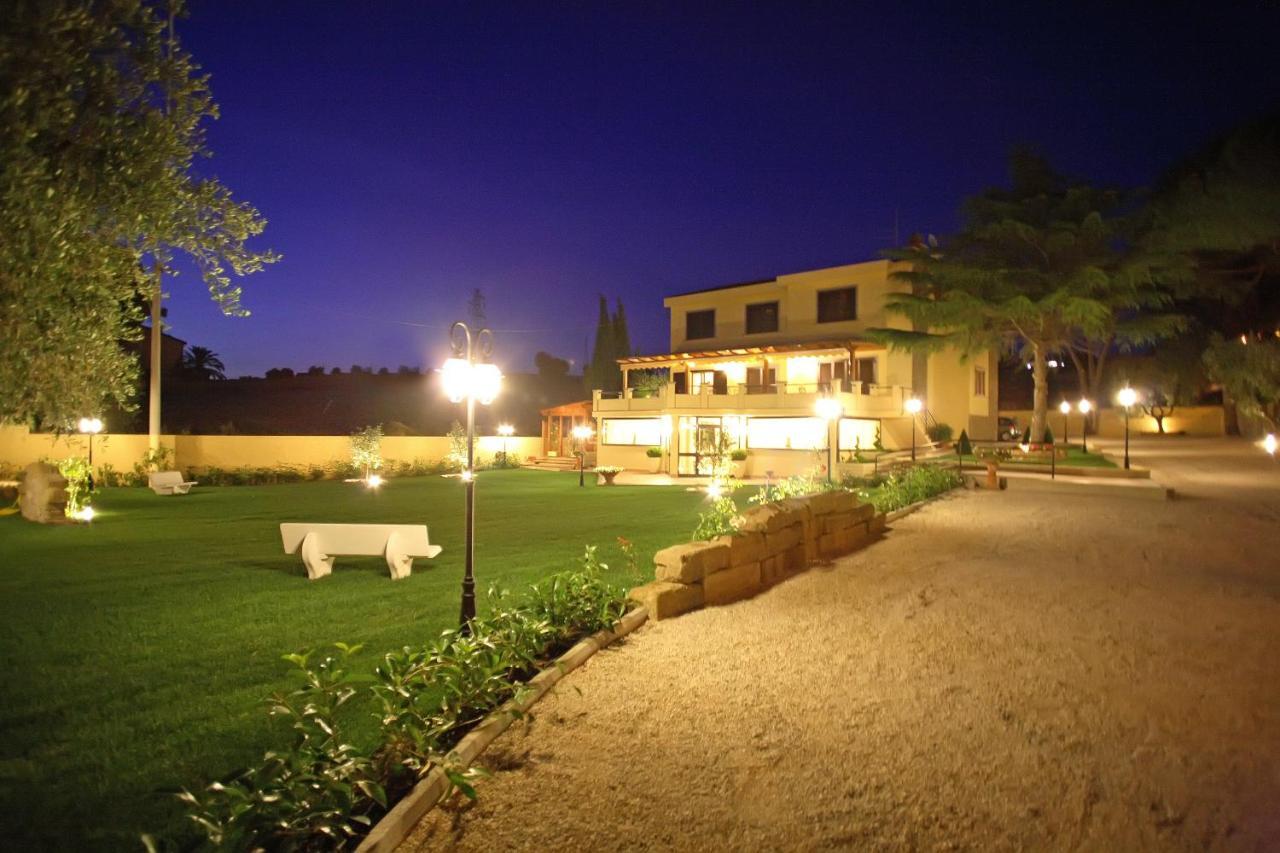 Bed And Breakfast La Corte Degli Ulivi Чивитавеккья Экстерьер фото